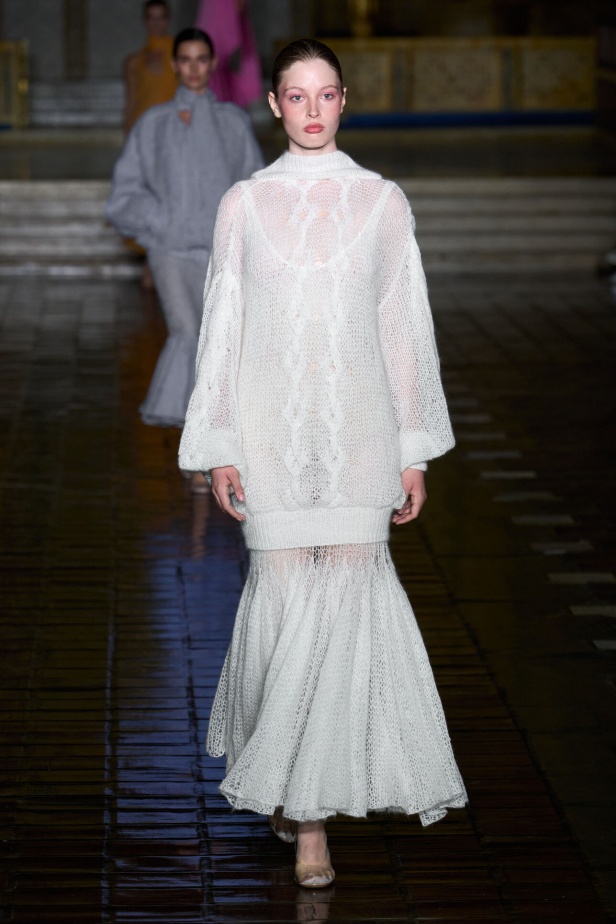 عرض أزياء مجموعة Prabal Gurung لربيع وصيف 2026