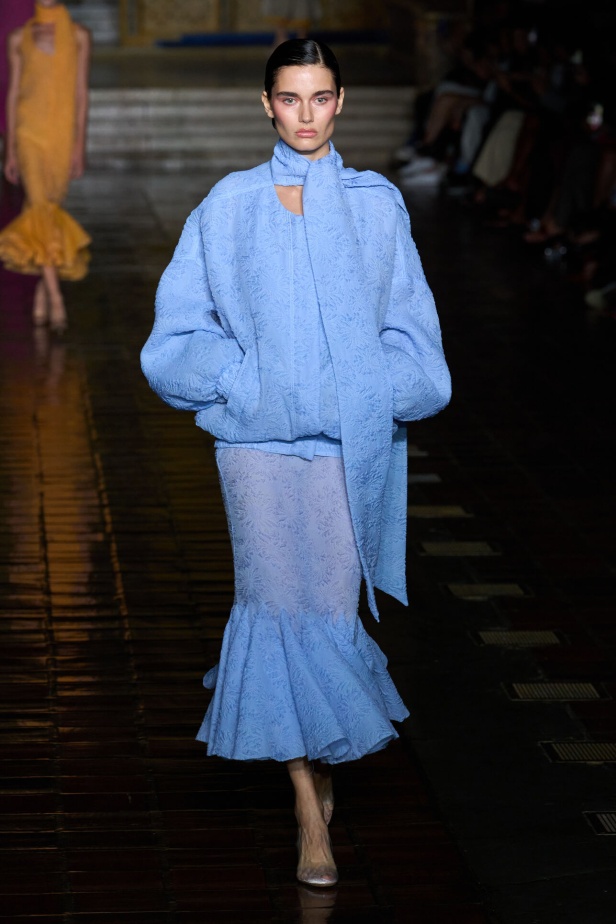 عرض أزياء مجموعة Prabal Gurung لربيع وصيف 2026