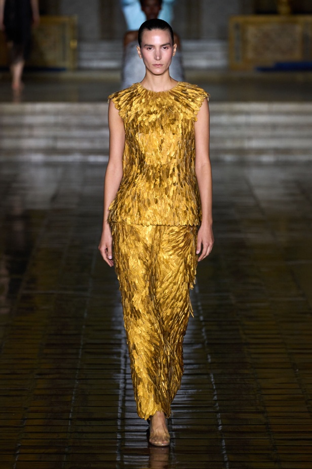 عرض أزياء مجموعة Prabal Gurung لربيع وصيف 2026