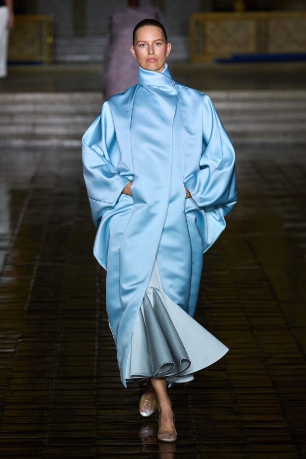 عرض أزياء مجموعة Prabal Gurung لربيع وصيف 2026