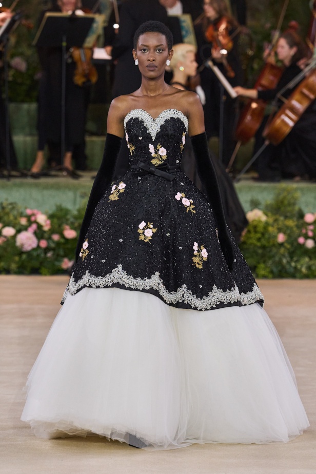 عرض Richard Quinn لموسم ربيع وصيف 2026