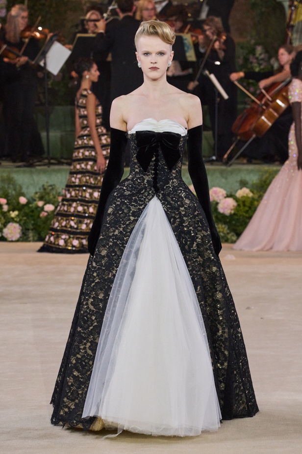 عرض Richard Quinn لموسم ربيع وصيف 2026