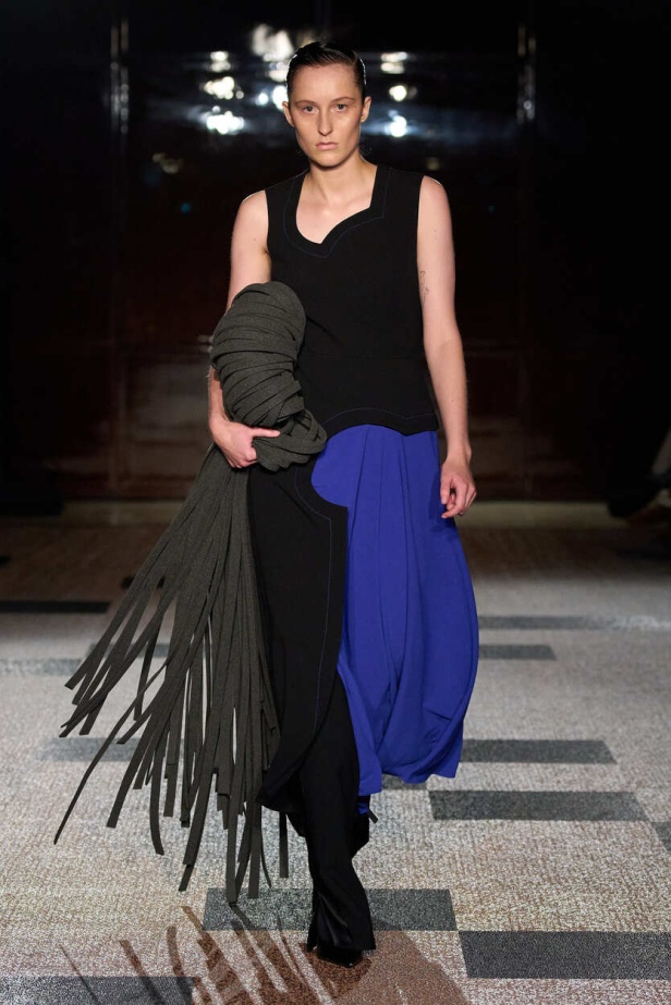 مجموعة Roksanda لموسم ربيع وصيف 2026 في لندن