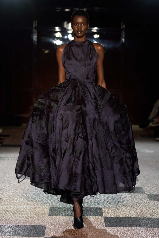 مجموعة Roksanda لموسم ربيع وصيف 2026 في لندن