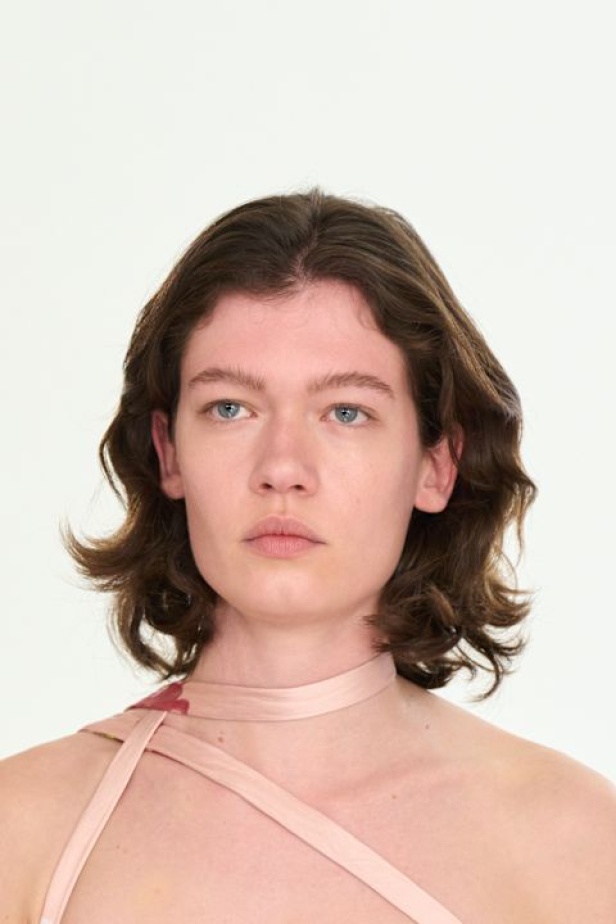 مجموعة "إميليا ويكستيد" لربيع وصيف 2026