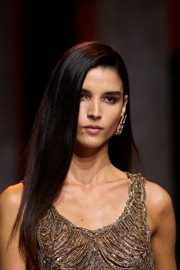 مجموعة إيلي صعب لربيع 2026