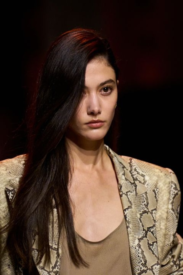 مجموعة إيلي صعب لربيع 2026