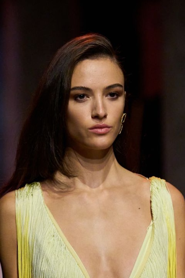 مجموعة إيلي صعب لربيع 2026