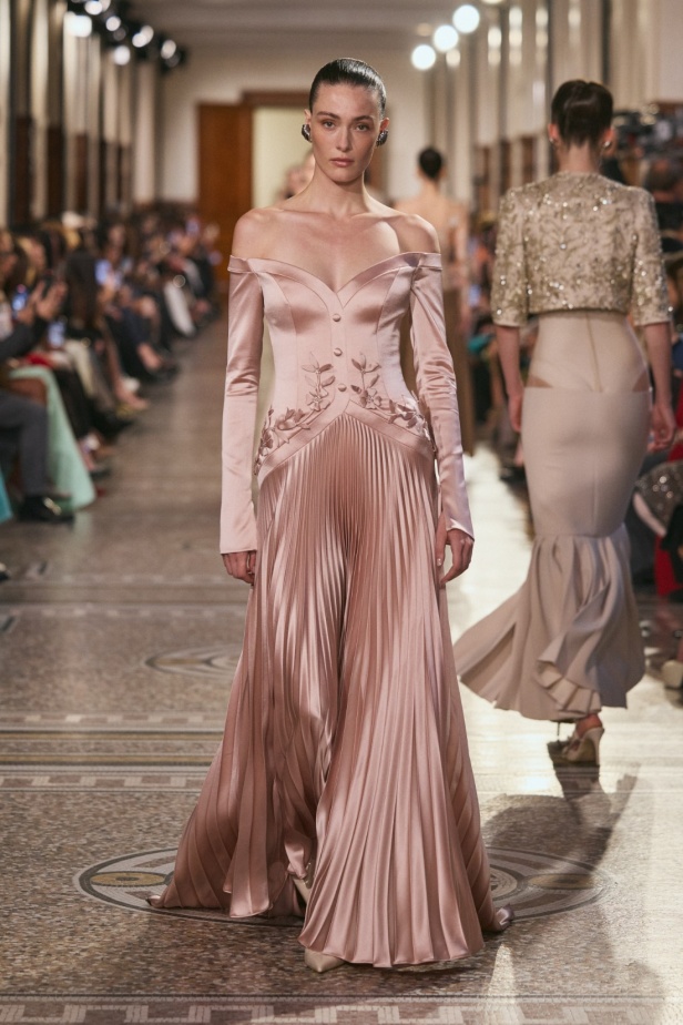 مجموعة جورج حبيقة لربيع وصيف 2026: أناقة تنبض في تصاميم تتحدى الزمن