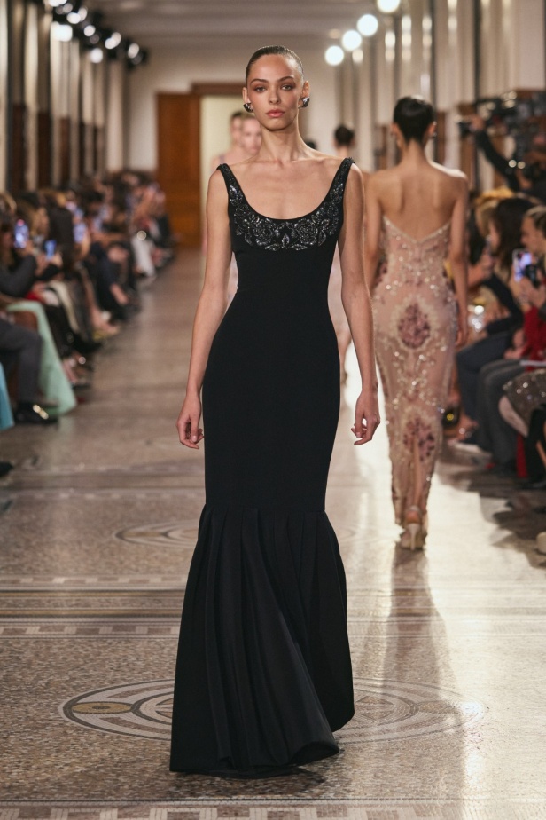 مجموعة جورج حبيقة لربيع وصيف 2026: أناقة تنبض في تصاميم تتحدى الزمن