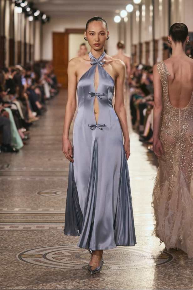 مجموعة جورج حبيقة لربيع وصيف 2026: أناقة تنبض في تصاميم تتحدى الزمن