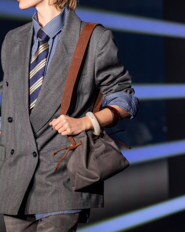 علامة 1886 تقدّم مجموعتها "Capital Affair" في أسبوع الأزياء في الرياض 2025: القوة في الأزياء من منظورٍ جيل المستقبل