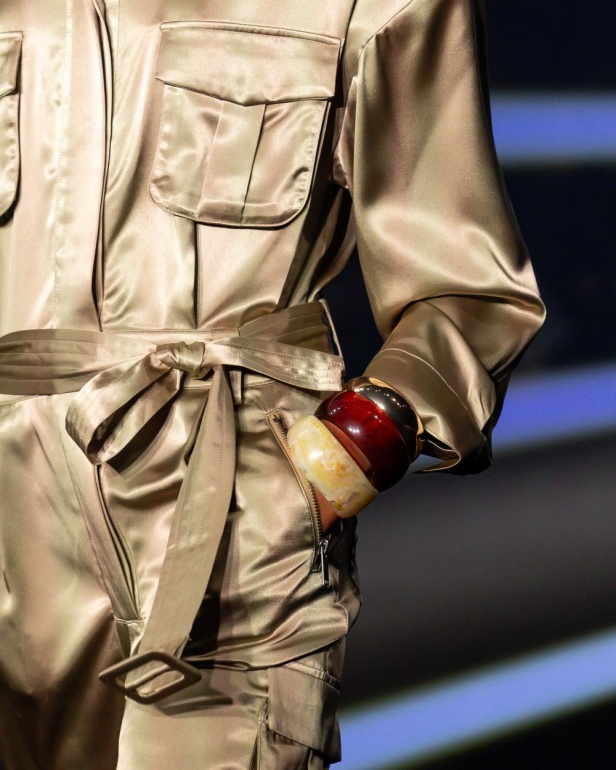 علامة 1886 تقدّم مجموعتها "Capital Affair" في أسبوع الأزياء في الرياض 2025: القوة في الأزياء من منظورٍ جيل المستقبل