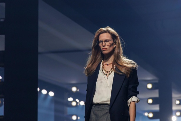 علامة 1886 تقدّم مجموعتها "Capital Affair" في أسبوع الأزياء في الرياض 2025: القوة في الأزياء من منظورٍ جيل المستقبل