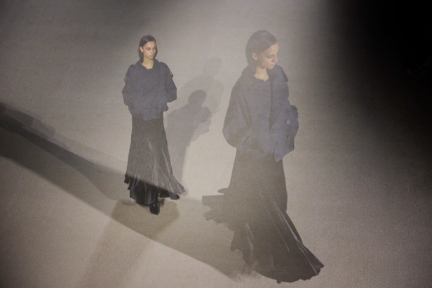 مجموعة Leem لخريف وشتاء 2025 تحتفي بالأناقة الكلاسيكية والأنوثة العصرية