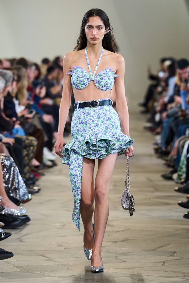 مجموعة Rabanne لربيع وصيف 2026 في باريس