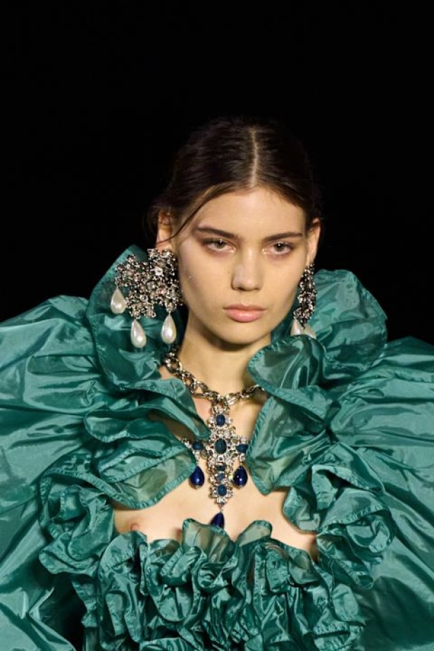 مجموعة Saint Laurent ربيع وصيف 2026