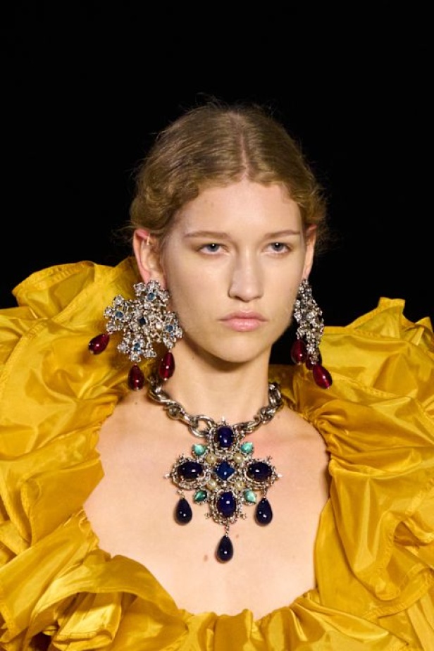 مجموعة Saint Laurent ربيع وصيف 2026