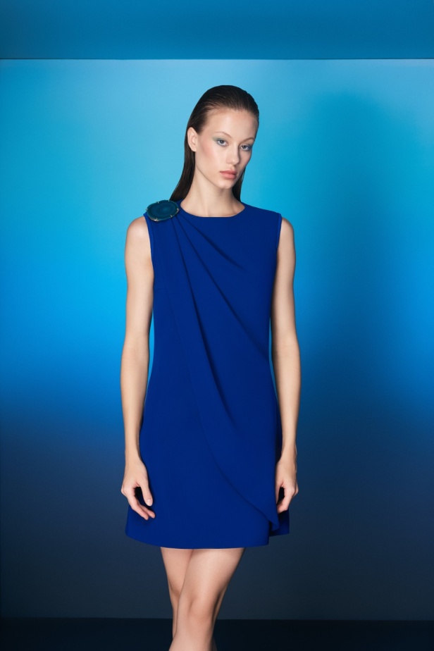 مجموعة طوني ورد لربيع وصيف 2026... تصاميم خالدة تُعيد إحياء أسطورة