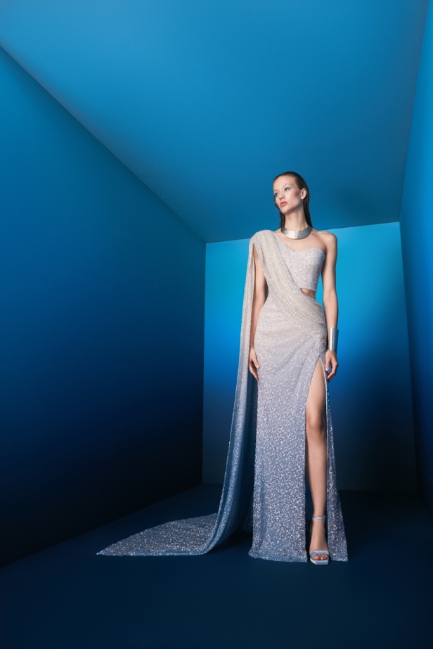 مجموعة طوني ورد لربيع وصيف 2026... تصاميم خالدة تُعيد إحياء أسطورة