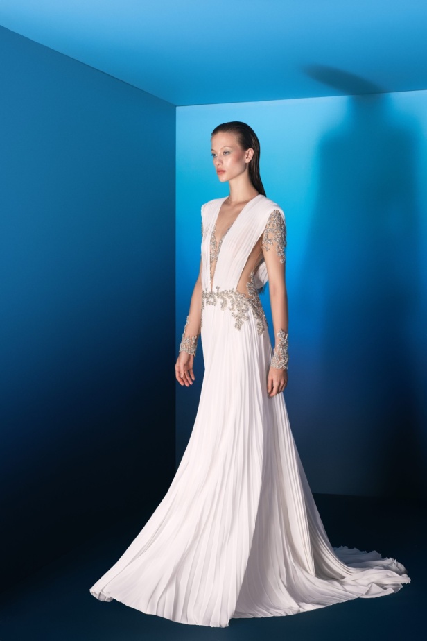 مجموعة طوني ورد لربيع وصيف 2026... تصاميم خالدة تُعيد إحياء أسطورة