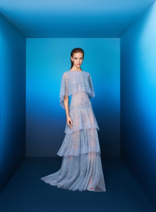 مجموعة طوني ورد لربيع وصيف 2026... تصاميم خالدة تُعيد إحياء أسطورة