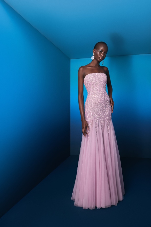 مجموعة طوني ورد لربيع وصيف 2026... تصاميم خالدة تُعيد إحياء أسطورة