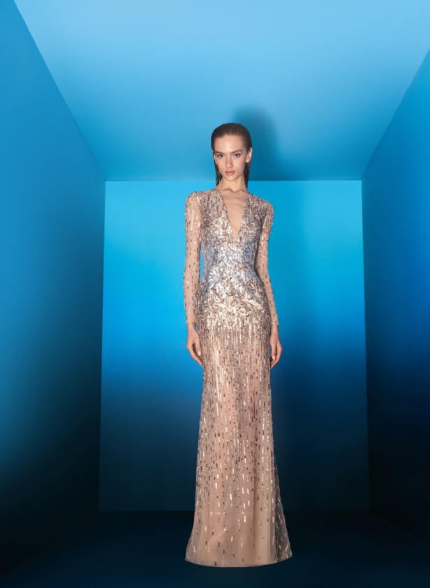 مجموعة طوني ورد لربيع وصيف 2026... تصاميم خالدة تُعيد إحياء أسطورة