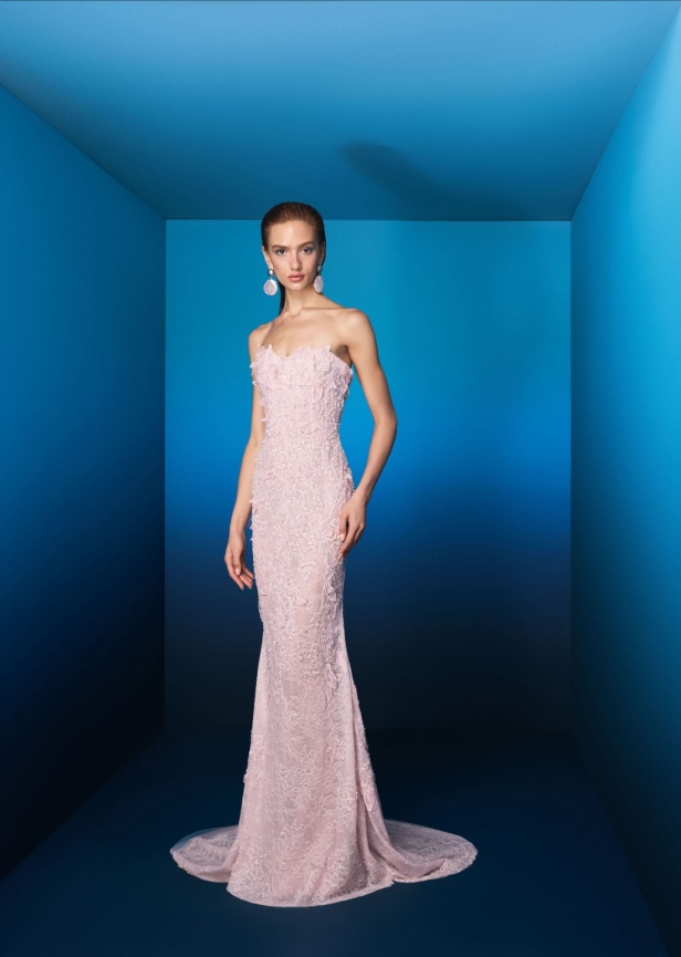 مجموعة طوني ورد لربيع وصيف 2026... تصاميم خالدة تُعيد إحياء أسطورة