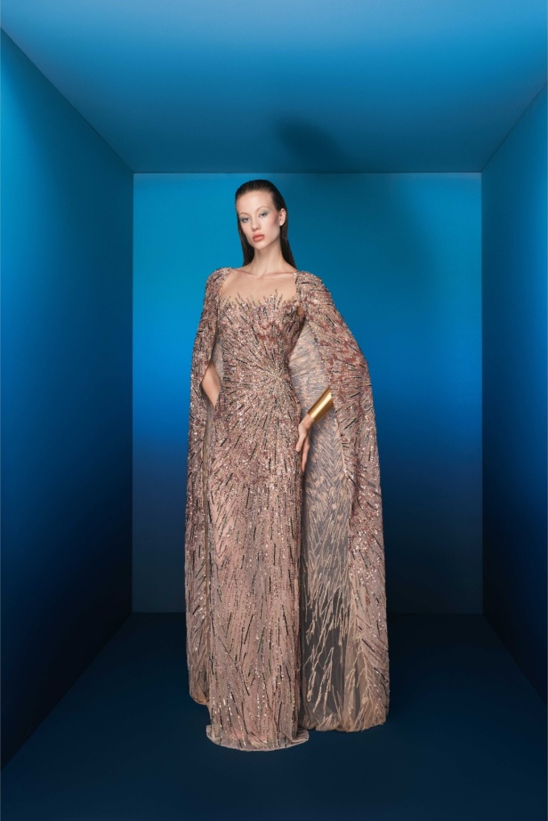 مجموعة طوني ورد لربيع وصيف 2026... تصاميم خالدة تُعيد إحياء أسطورة