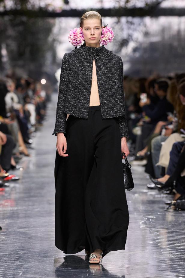 مجموعة ديور للأزياء الراقية لربيع وصيف 2026