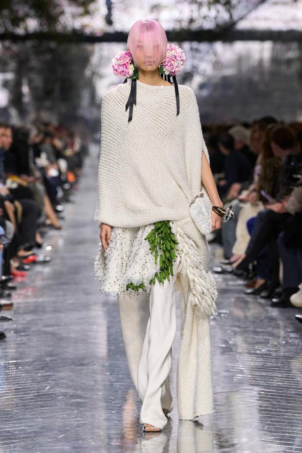 مجموعة ديور للأزياء الراقية لربيع وصيف 2026