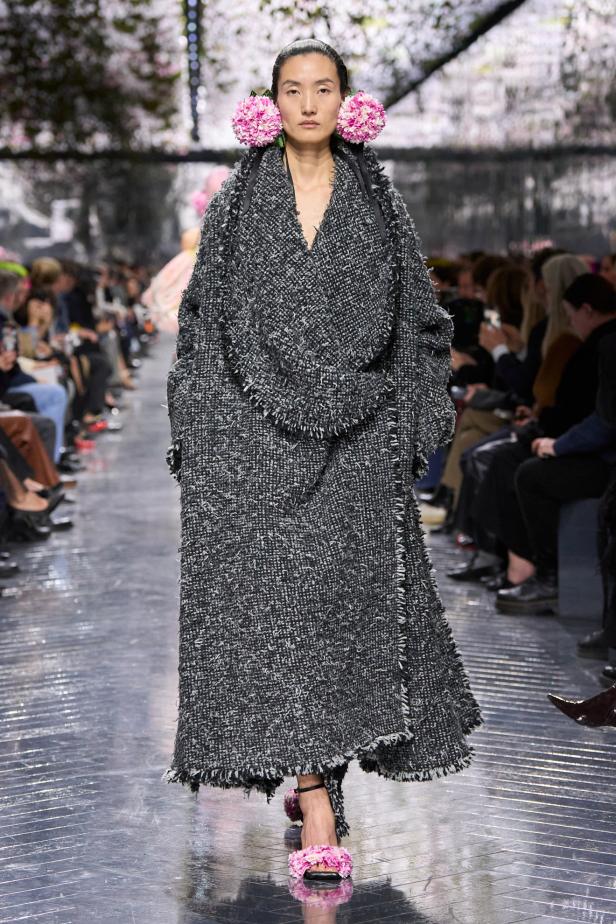 مجموعة ديور للأزياء الراقية لربيع وصيف 2026