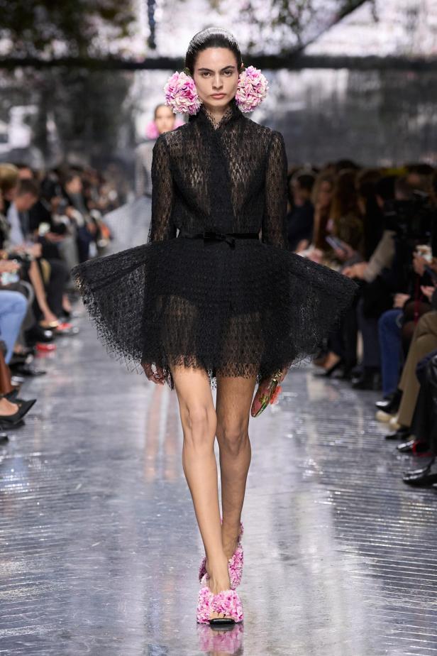 مجموعة ديور للأزياء الراقية لربيع وصيف 2026