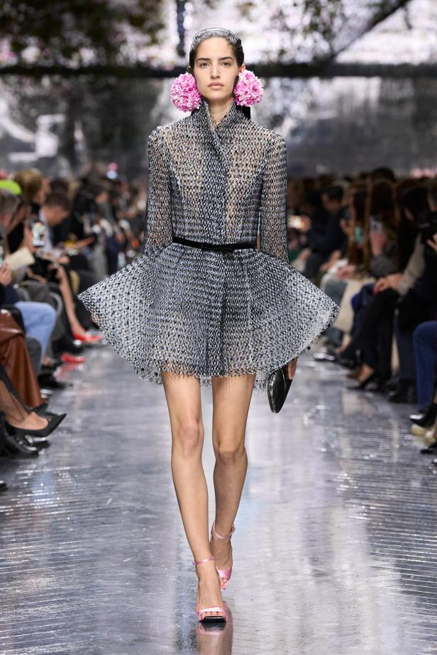 مجموعة ديور للأزياء الراقية لربيع وصيف 2026