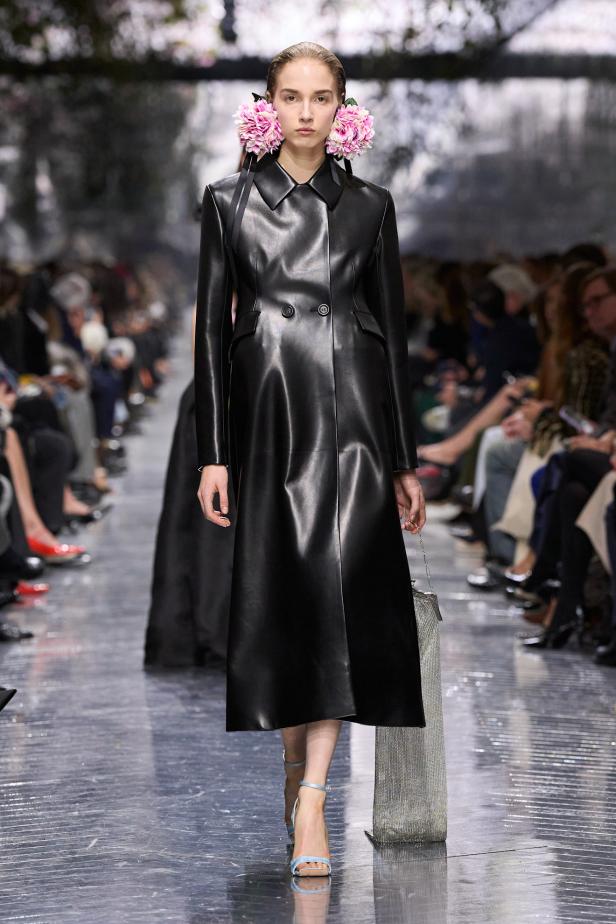 مجموعة ديور للأزياء الراقية لربيع وصيف 2026