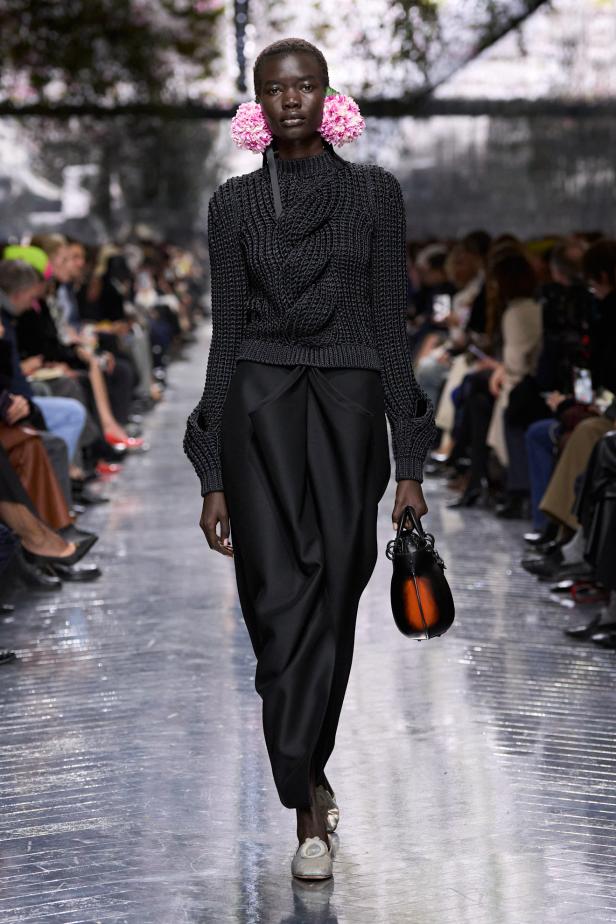 مجموعة ديور للأزياء الراقية لربيع وصيف 2026