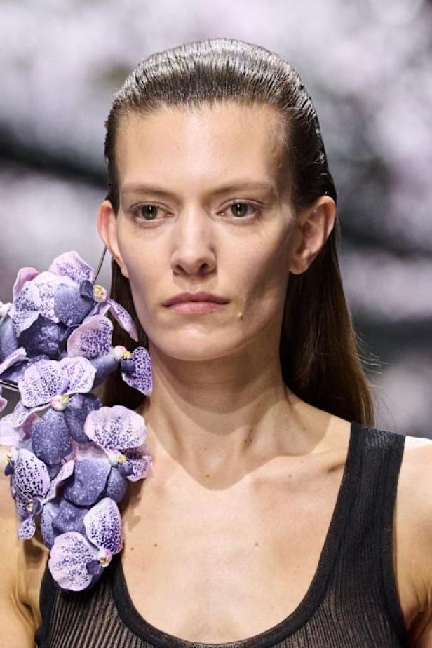 مجموعة ديور للأزياء الراقية لربيع وصيف 2026