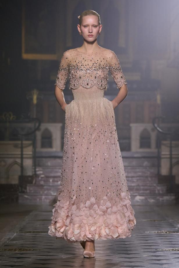 مجموعة George Hobeika للأزياء الراقية لربيع وصيف 2026