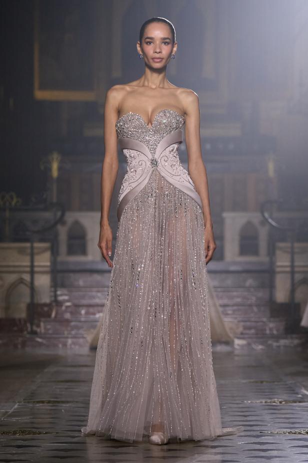 مجموعة George Hobeika للأزياء الراقية لربيع وصيف 2026