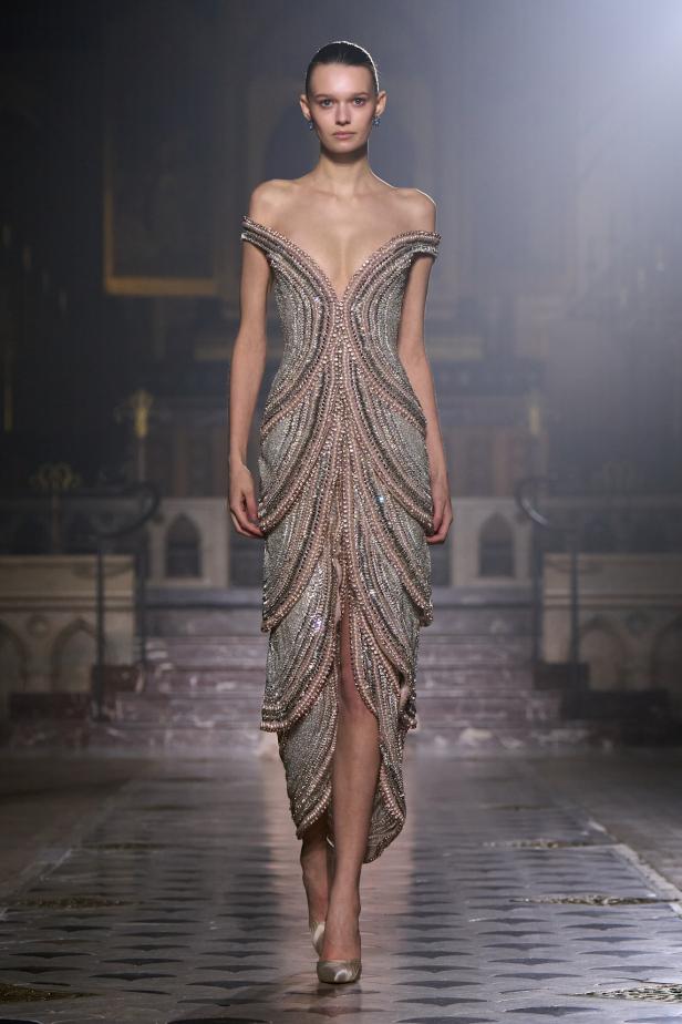 مجموعة George Hobeika للأزياء الراقية لربيع وصيف 2026