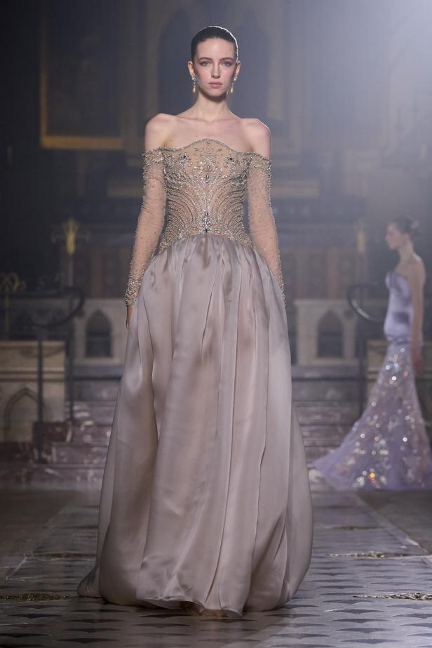 مجموعة George Hobeika للأزياء الراقية لربيع وصيف 2026