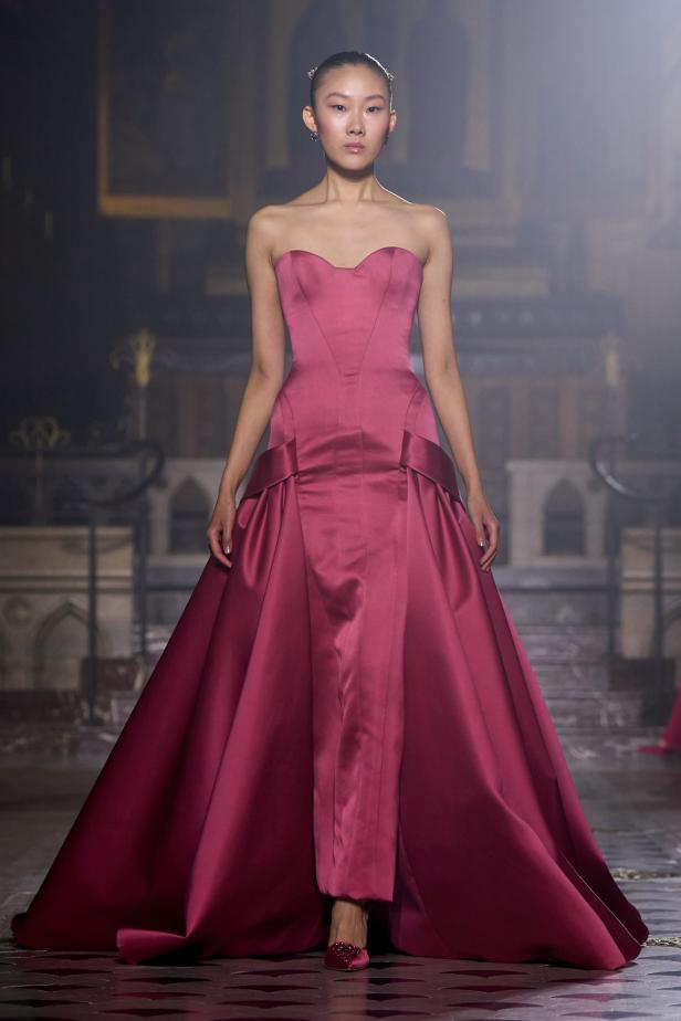 مجموعة George Hobeika للأزياء الراقية لربيع وصيف 2026