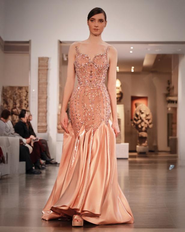 مجموعة المصممة منال عجّاج للأزياء الراقية لربيع وصيف 2026.. أنوثة المشرق وسحر الضوء 
