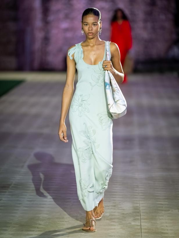 احتفالية الـ 60 عاماً لأوسكار دي لا رينتا... رحلة عاطفية إلى الجذور الدومينيكية