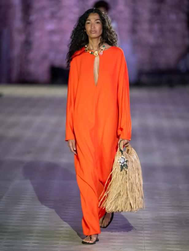 احتفالية الـ 60 عاماً لأوسكار دي لا رينتا... رحلة عاطفية إلى الجذور الدومينيكية