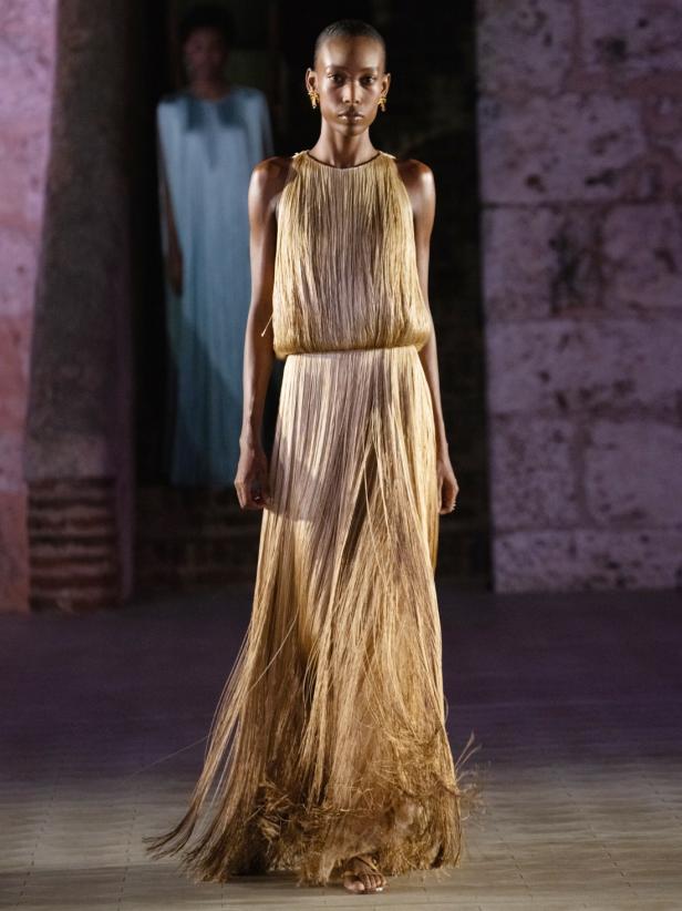 احتفالية الـ 60 عاماً لأوسكار دي لا رينتا... رحلة عاطفية إلى الجذور الدومينيكية