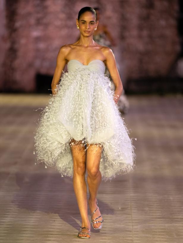 احتفالية الـ 60 عاماً لأوسكار دي لا رينتا... رحلة عاطفية إلى الجذور الدومينيكية