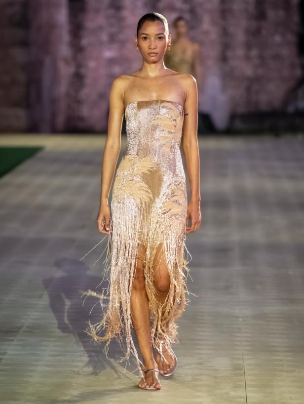 احتفالية الـ 60 عاماً لأوسكار دي لا رينتا... رحلة عاطفية إلى الجذور الدومينيكية