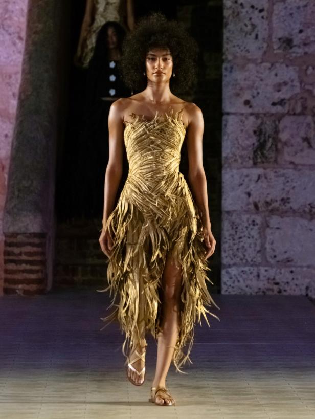 احتفالية الـ 60 عاماً لأوسكار دي لا رينتا... رحلة عاطفية إلى الجذور الدومينيكية